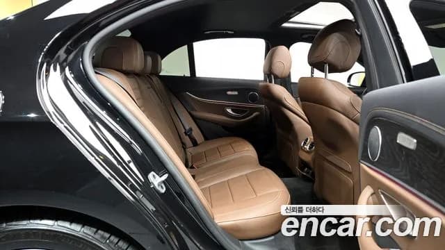 2023 Mercedes-Benz E-Class W213 E250 AMG Line Sold VIN W1KZF4FB2PB104046 – exterior detail 2023 Mercedes-Benz E-Class W213 E250 AMG Line Sold VIN W1KZF4FB2PB104046 – exterior detail