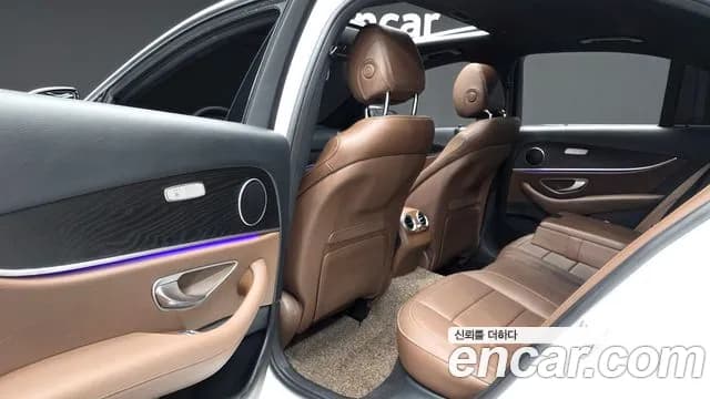 2023 Mercedes-Benz E-Class W213 E250 Avantgarde Sold VIN W1KZF4FB2PB105231 – interior seats 2023 Mercedes-Benz E-Class W213 E250 Avantgarde Sold VIN W1KZF4FB2PB105231 – interior seats