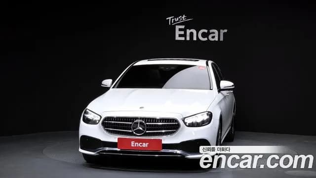 2023 Mercedes-Benz E-Class W213 E250 Avantgarde Sold VIN W1KZF4FB2PB105231 – exterior detail 2023 Mercedes-Benz E-Class W213 E250 Avantgarde Sold VIN W1KZF4FB2PB105231 – exterior detail