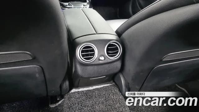 2023 Mercedes-Benz E-Class W213 E250 Avantgarde Sold VIN W1KZF4FB2PB178440 – engine bay 2023 Mercedes-Benz E-Class W213 E250 Avantgarde Sold VIN W1KZF4FB2PB178440 – engine bay