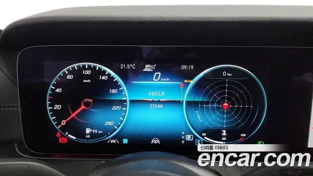 2023 Mercedes-Benz E-Class W213 E250 AMG Line Sold VIN W1KZF4FB3PB150453 – interior seats 2023 Mercedes-Benz E-Class W213 E250 AMG Line Sold VIN W1KZF4FB3PB150453 – interior seats