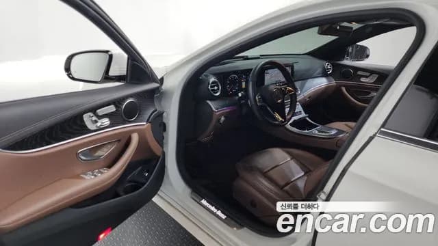 2023 Mercedes-Benz E-Class W213 E250 AMG Line Sold VIN W1KZF4FB3PB150453 – photo 15 2023 Mercedes-Benz E-Class W213 E250 AMG Line Sold VIN W1KZF4FB3PB150453 – photo 15