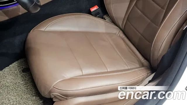 2021 Mercedes-Benz E-Class W213 E250 Avantgarde Sold VIN W1KZF4FB4MA891079 – trunk area 2021 Mercedes-Benz E-Class W213 E250 Avantgarde Sold VIN W1KZF4FB4MA891079 – trunk area