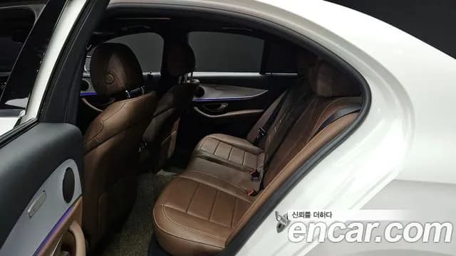 2021 Mercedes-Benz E-Class W213 E250 Avantgarde Sold VIN W1KZF4FB4MA891079 – photo 29 2021 Mercedes-Benz E-Class W213 E250 Avantgarde Sold VIN W1KZF4FB4MA891079 – photo 29