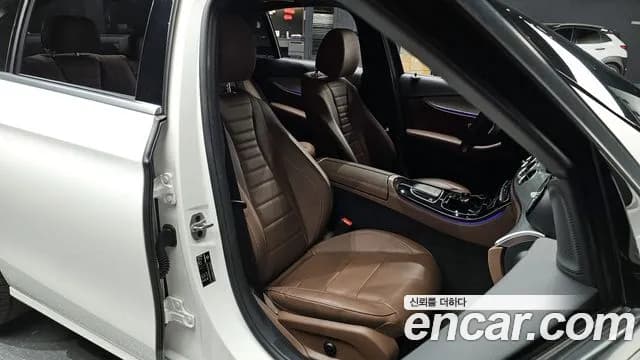 2021 Mercedes-Benz E-Class W213 E250 Avantgarde Sold VIN W1KZF4FB4MA891079 – photo 31 2021 Mercedes-Benz E-Class W213 E250 Avantgarde Sold VIN W1KZF4FB4MA891079 – photo 31