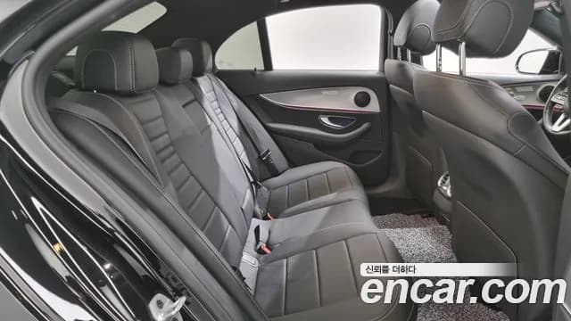 2020 Mercedes-Benz E-Class W213 E250 Avantgarde Sold VIN W1KZF4FB5LA827213 – photo 18 2020 Mercedes-Benz E-Class W213 E250 Avantgarde Sold VIN W1KZF4FB5LA827213 – photo 18