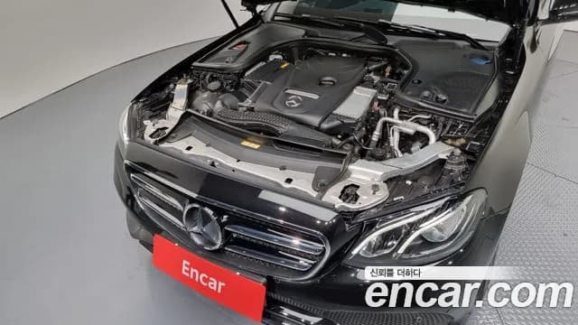 2020 Mercedes-Benz E-Class W213 E250 Avantgarde Sold VIN W1KZF4FB5LA827213 – photo 19 2020 Mercedes-Benz E-Class W213 E250 Avantgarde Sold VIN W1KZF4FB5LA827213 – photo 19