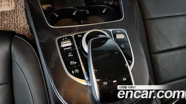 2020 Mercedes-Benz E-Class W213 E250 Avantgarde Sold VIN W1KZF4FB5LA845100 – photo 28 2020 Mercedes-Benz E-Class W213 E250 Avantgarde Sold VIN W1KZF4FB5LA845100 – photo 28