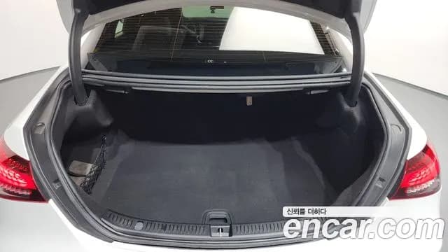 2021 Mercedes-Benz E-Class W213 E250 Avantgarde Sold VIN W1KZF4FB5MA890989 – front exterior 2021 Mercedes-Benz E-Class W213 E250 Avantgarde Sold VIN W1KZF4FB5MA890989 – front exterior