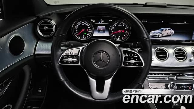 2020 Mercedes-Benz E-Class W213 E250 Avantgarde Sold VIN W1KZF4FB6LA766891 – rear exterior 2020 Mercedes-Benz E-Class W213 E250 Avantgarde Sold VIN W1KZF4FB6LA766891 – rear exterior