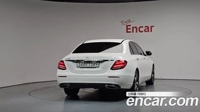 2020 Mercedes-Benz E-Class W213 E250 Avantgarde Sold VIN W1KZF4FB6LA766891 – photo 31 2020 Mercedes-Benz E-Class W213 E250 Avantgarde Sold VIN W1KZF4FB6LA766891 – photo 31