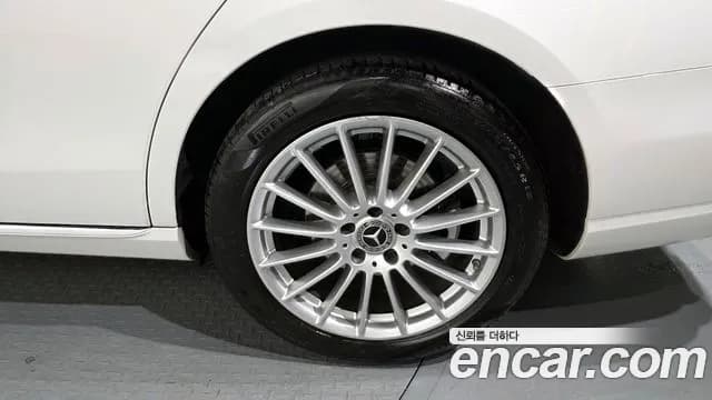 2022 Mercedes-Benz E-Class W213 E250 Exclusive Sold VIN W1KZF4FB6NB042146 – engine bay 2022 Mercedes-Benz E-Class W213 E250 Exclusive Sold VIN W1KZF4FB6NB042146 – engine bay