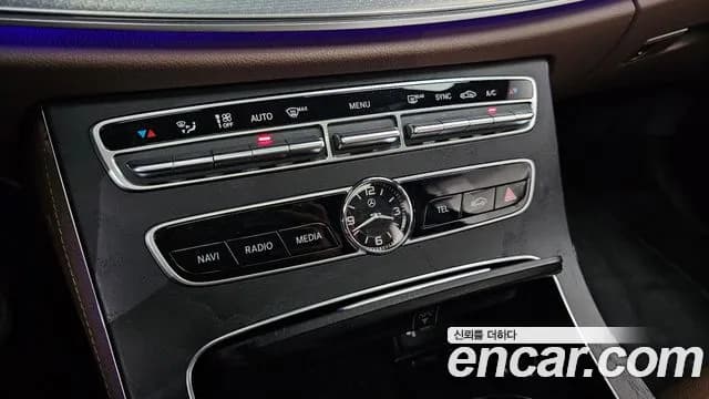 2020 Mercedes-Benz E-Class W213 E250 Avantgarde Sold VIN W1KZF4FB7LA764972 – undercarriage 2020 Mercedes-Benz E-Class W213 E250 Avantgarde Sold VIN W1KZF4FB7LA764972 – undercarriage
