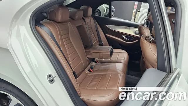 2020 Mercedes-Benz E-Class W213 E250 Avantgarde Sold VIN W1KZF4FB7LA764972 – photo 15 2020 Mercedes-Benz E-Class W213 E250 Avantgarde Sold VIN W1KZF4FB7LA764972 – photo 15