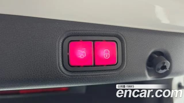 2020 Mercedes-Benz E-Class W213 E250 Avantgarde Sold VIN W1KZF4FB7LA764972 – photo 22 2020 Mercedes-Benz E-Class W213 E250 Avantgarde Sold VIN W1KZF4FB7LA764972 – photo 22