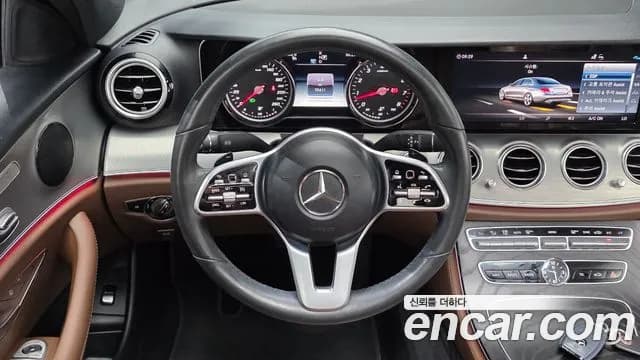 2020 Mercedes-Benz E-Class W213 E250 Avantgarde Sold VIN W1KZF4FB7LA829075 – photo 26 2020 Mercedes-Benz E-Class W213 E250 Avantgarde Sold VIN W1KZF4FB7LA829075 – photo 26