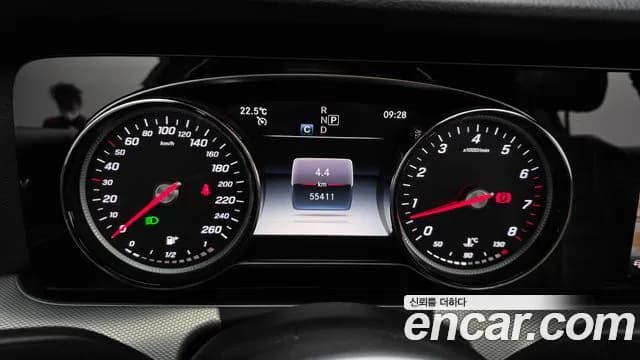 2020 Mercedes-Benz E-Class W213 E250 Avantgarde Sold VIN W1KZF4FB7LA829075 – photo 27 2020 Mercedes-Benz E-Class W213 E250 Avantgarde Sold VIN W1KZF4FB7LA829075 – photo 27