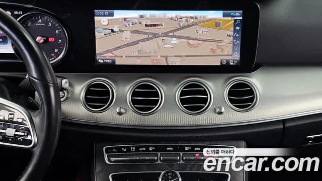 2020 Mercedes-Benz E-Class W213 E250 Avantgarde Sold VIN W1KZF4FB7LA831473 – photo 30 2020 Mercedes-Benz E-Class W213 E250 Avantgarde Sold VIN W1KZF4FB7LA831473 – photo 30