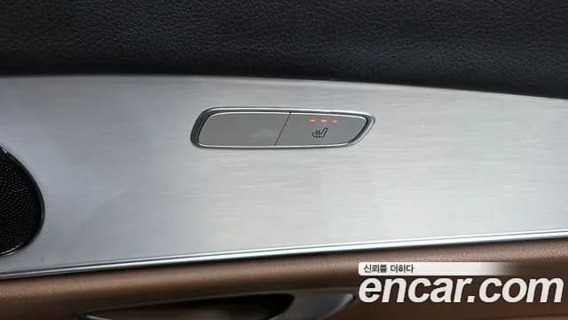 2021 Mercedes-Benz E-Class W213 E250 Avantgarde Sold VIN W1KZF4FB7MA885423 – interior seats 2021 Mercedes-Benz E-Class W213 E250 Avantgarde Sold VIN W1KZF4FB7MA885423 – interior seats