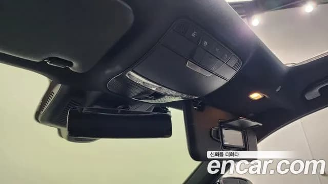 2021 Mercedes-Benz E-Class W213 E250 Avantgarde Sold VIN W1KZF4FB7MA899712 – interior seats 2021 Mercedes-Benz E-Class W213 E250 Avantgarde Sold VIN W1KZF4FB7MA899712 – interior seats