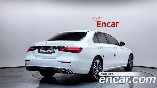 2021 Mercedes-Benz E-Class W213 E250 Avantgarde Sold VIN W1KZF4FB7MA899712 – photo 18 2021 Mercedes-Benz E-Class W213 E250 Avantgarde Sold VIN W1KZF4FB7MA899712 – photo 18