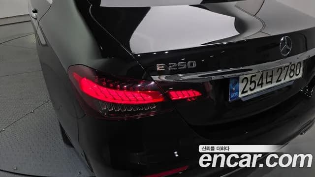 2021 Mercedes-Benz E-Class W213 E250 Exclusive Sold VIN W1KZF4FB7MA939397 – photo 22 2021 Mercedes-Benz E-Class W213 E250 Exclusive Sold VIN W1KZF4FB7MA939397 – photo 22