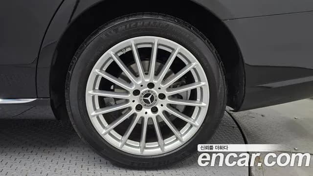 2021 Mercedes-Benz E-Class W213 E250 Exclusive Sold VIN W1KZF4FB7MA939397 – photo 32 2021 Mercedes-Benz E-Class W213 E250 Exclusive Sold VIN W1KZF4FB7MA939397 – photo 32