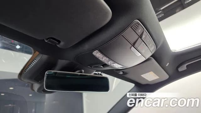2022 Mercedes-Benz E-Class W213 E250 Avantgarde Sold VIN W1KZF4FB7NB028675 – interior seats 2022 Mercedes-Benz E-Class W213 E250 Avantgarde Sold VIN W1KZF4FB7NB028675 – interior seats