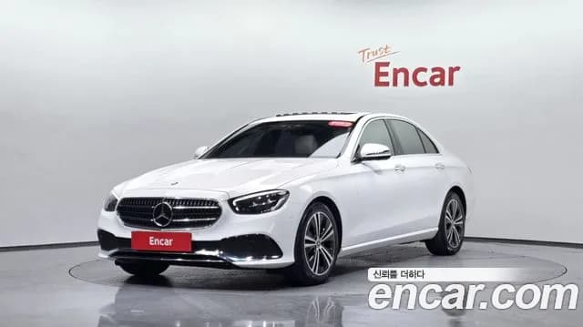 2022 Mercedes-Benz E-Class W213 E250 Avantgarde Sold VIN W1KZF4FB7NB072319 – side profile 2022 Mercedes-Benz E-Class W213 E250 Avantgarde Sold VIN W1KZF4FB7NB072319 – side profile