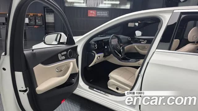 2022 Mercedes-Benz E-Class W213 E250 Avantgarde Sold VIN W1KZF4FB7NB072319 – photo 11 2022 Mercedes-Benz E-Class W213 E250 Avantgarde Sold VIN W1KZF4FB7NB072319 – photo 11