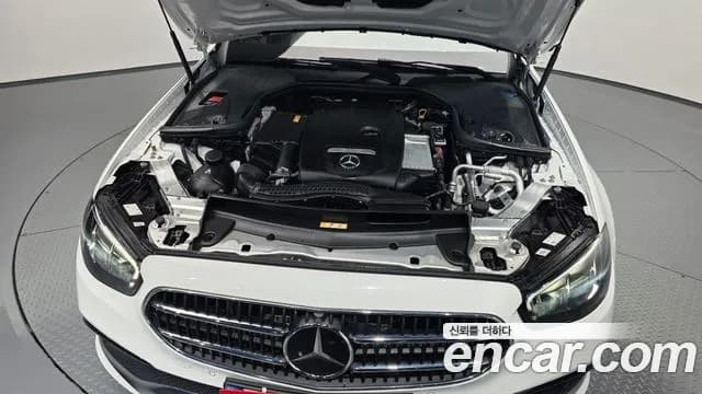2022 Mercedes-Benz E-Class W213 E250 Avantgarde Sold VIN W1KZF4FB7NB072319 – photo 12 2022 Mercedes-Benz E-Class W213 E250 Avantgarde Sold VIN W1KZF4FB7NB072319 – photo 12