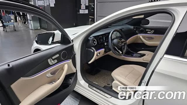 2022 Mercedes-Benz E-Class W213 E250 Avantgarde Sold VIN W1KZF4FB7NB077312 – side profile 2022 Mercedes-Benz E-Class W213 E250 Avantgarde Sold VIN W1KZF4FB7NB077312 – side profile