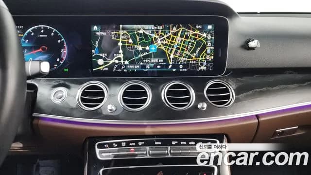 2023 Mercedes-Benz E-Class W213 E250 Avantgarde Sold VIN W1KZF4FB7PB180491 – trunk area 2023 Mercedes-Benz E-Class W213 E250 Avantgarde Sold VIN W1KZF4FB7PB180491 – trunk area