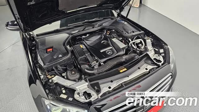 2021 Mercedes-Benz E-Class W213 E250 Exclusive Sold VIN W1KZF4FB8MA954913 – exterior detail 2021 Mercedes-Benz E-Class W213 E250 Exclusive Sold VIN W1KZF4FB8MA954913 – exterior detail