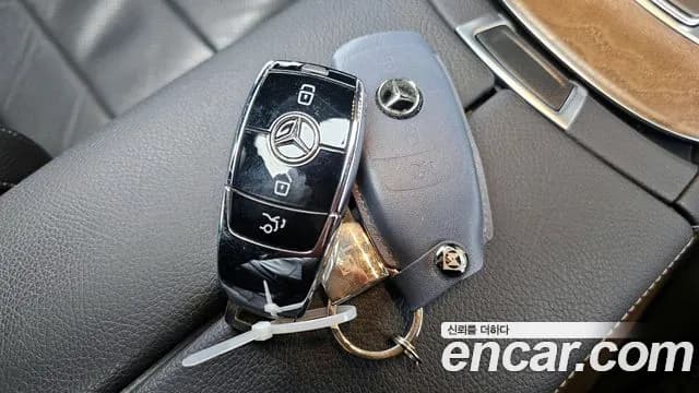 2021 Mercedes-Benz E-Class W213 E250 Exclusive Sold VIN W1KZF4FB8MA954913 – photo 30 2021 Mercedes-Benz E-Class W213 E250 Exclusive Sold VIN W1KZF4FB8MA954913 – photo 30