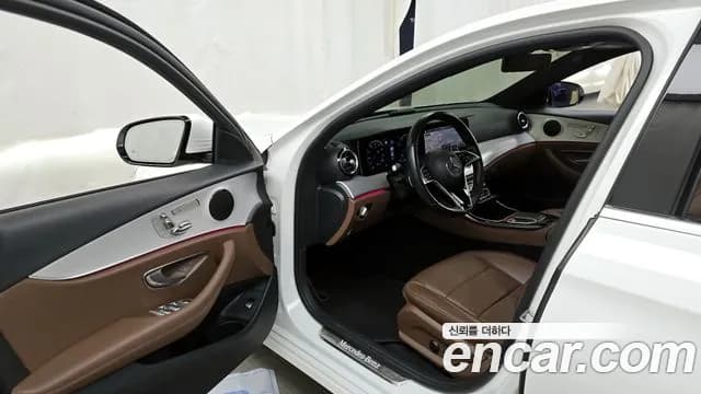 2021 Mercedes-Benz E-Class W213 E250 Avantgarde Sold VIN W1KZF4FB8MA980928 – photo 15 2021 Mercedes-Benz E-Class W213 E250 Avantgarde Sold VIN W1KZF4FB8MA980928 – photo 15