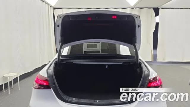 2021 Mercedes-Benz E-Class W213 E250 Avantgarde Sold VIN W1KZF4FB8MA980928 – photo 20 2021 Mercedes-Benz E-Class W213 E250 Avantgarde Sold VIN W1KZF4FB8MA980928 – photo 20