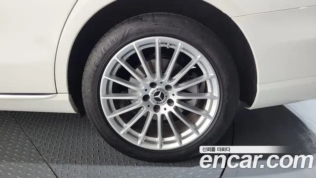 2022 Mercedes-Benz E-Class W213 E250 Exclusive Sold VIN W1KZF4FB8NB092675 – photo 22 2022 Mercedes-Benz E-Class W213 E250 Exclusive Sold VIN W1KZF4FB8NB092675 – photo 22