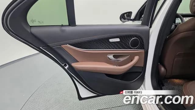 2023 Mercedes-Benz E-Class W213 E250 AMG Line Sold VIN W1KZF4FB8PB165272 – side profile 2023 Mercedes-Benz E-Class W213 E250 AMG Line Sold VIN W1KZF4FB8PB165272 – side profile