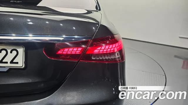 2021 Mercedes-Benz E-Class W213 E250 Exclusive Sold VIN W1KZF4FB9MA891840 – photo 30 2021 Mercedes-Benz E-Class W213 E250 Exclusive Sold VIN W1KZF4FB9MA891840 – photo 30
