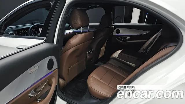2021 Mercedes-Benz E-Class W213 E250 Avantgarde Sold VIN W1KZF4FB9MA927462 – interior seats 2021 Mercedes-Benz E-Class W213 E250 Avantgarde Sold VIN W1KZF4FB9MA927462 – interior seats