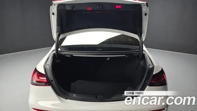 2021 Mercedes-Benz E-Class W213 E250 Avantgarde Sold VIN W1KZF4FB9MA927462 – engine bay 2021 Mercedes-Benz E-Class W213 E250 Avantgarde Sold VIN W1KZF4FB9MA927462 – engine bay