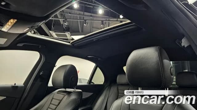 2021 Mercedes-Benz E-Class W213 E250 Avantgarde Sold VIN W1KZF4FB9MA961997 – undercarriage 2021 Mercedes-Benz E-Class W213 E250 Avantgarde Sold VIN W1KZF4FB9MA961997 – undercarriage