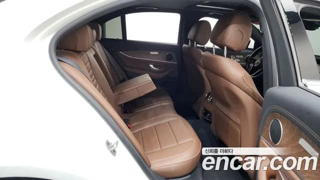 2022 Mercedes-Benz E-Class W213 E250 Exclusive Sold VIN W1KZF4FB9NB026863 – side profile 2022 Mercedes-Benz E-Class W213 E250 Exclusive Sold VIN W1KZF4FB9NB026863 – side profile