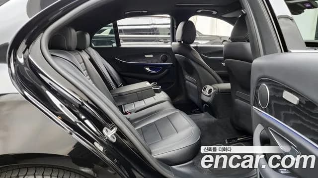 2023 Mercedes-Benz E-Class W213 E250 Avantgarde Sold VIN W1KZF4FB9PB172277 – photo 32 2023 Mercedes-Benz E-Class W213 E250 Avantgarde Sold VIN W1KZF4FB9PB172277 – photo 32