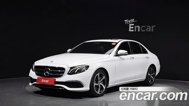 2020 Mercedes-Benz E-Class W213 E250 Avantgarde Sold VIN W1KZF4FBXLA800704 – undercarriage 2020 Mercedes-Benz E-Class W213 E250 Avantgarde Sold VIN W1KZF4FBXLA800704 – undercarriage