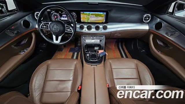 2020 Mercedes-Benz E-Class W213 E250 Avantgarde Sold VIN W1KZF4FBXLA800704 – photo 15 2020 Mercedes-Benz E-Class W213 E250 Avantgarde Sold VIN W1KZF4FBXLA800704 – photo 15