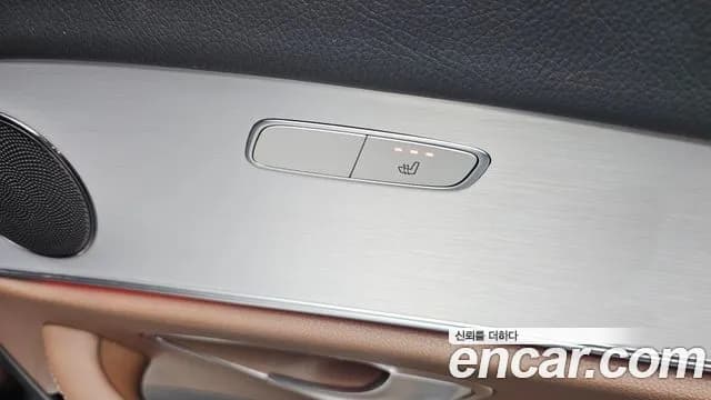 2021 Mercedes-Benz E-Class W213 E250 Avantgarde Sold VIN W1KZF4FBXMA926627 – interior seats 2021 Mercedes-Benz E-Class W213 E250 Avantgarde Sold VIN W1KZF4FBXMA926627 – interior seats