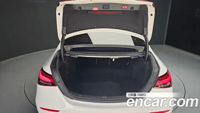 2021 Mercedes-Benz E-Class W213 E250 Avantgarde Sold VIN W1KZF4FBXMA926627 – engine bay 2021 Mercedes-Benz E-Class W213 E250 Avantgarde Sold VIN W1KZF4FBXMA926627 – engine bay