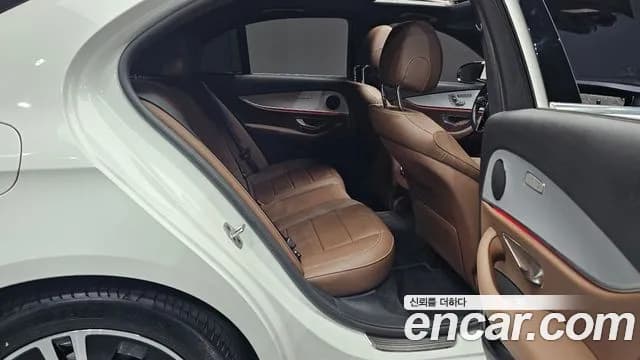 2021 Mercedes-Benz E-Class W213 E250 Avantgarde Sold VIN W1KZF4FBXMA926627 – photo 11 2021 Mercedes-Benz E-Class W213 E250 Avantgarde Sold VIN W1KZF4FBXMA926627 – photo 11